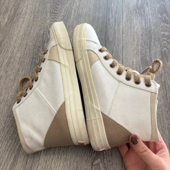 Taos Top Soul High-Top Sneakers - Picture 6 of 9